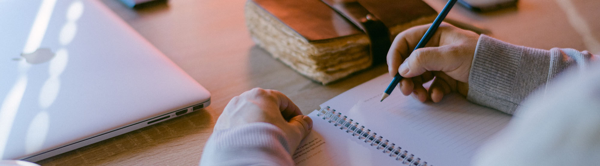 online-university-18 szakdolgozatkonzultáció előtt